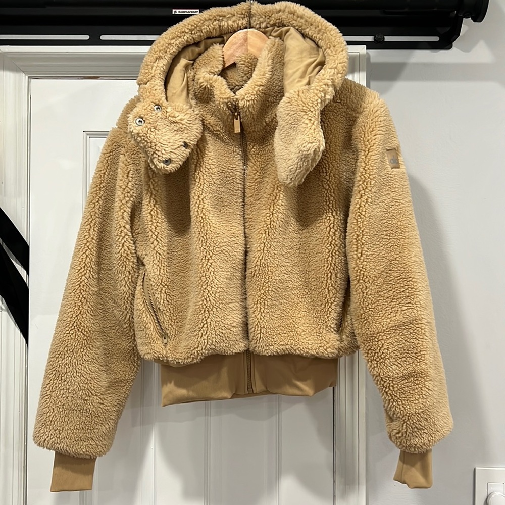 Alo Yoga Foxy Sherpa Jacket